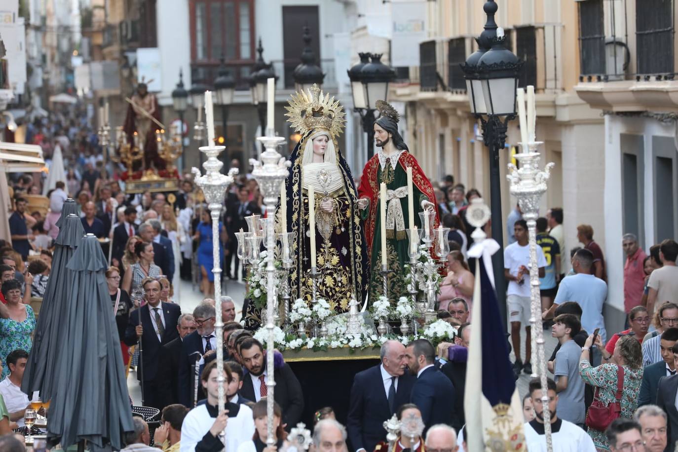 Fotos: Traslado de los titulares de Ecce-Homo a la iglesia de San Juan de Dios