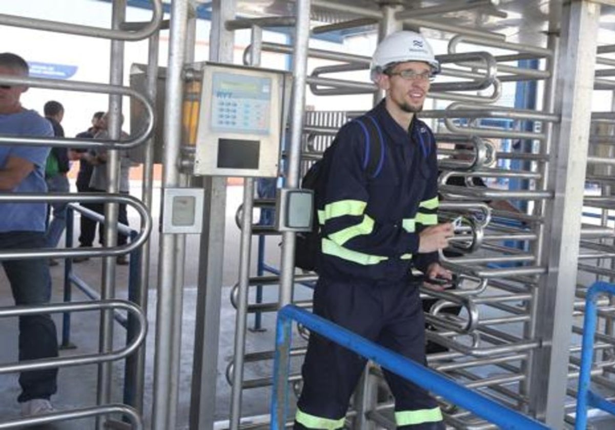 Salida de trabajadores del astillero de Puerto Real