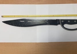 Detenido en Chiclana un joven que hirió a su padre con un cuchillo de 60 centímetros