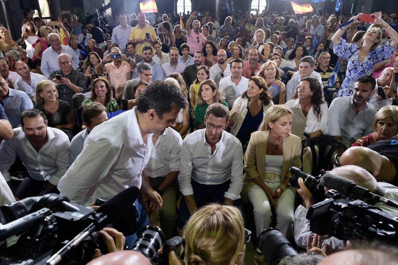 Fotos: Mitin de Feijóo en Cádiz