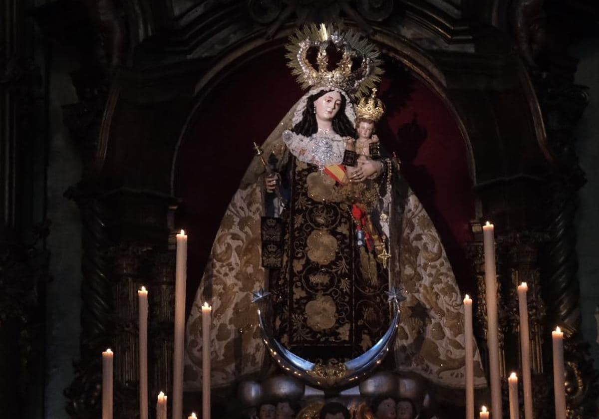 Imagen de la Virgen del Carmen