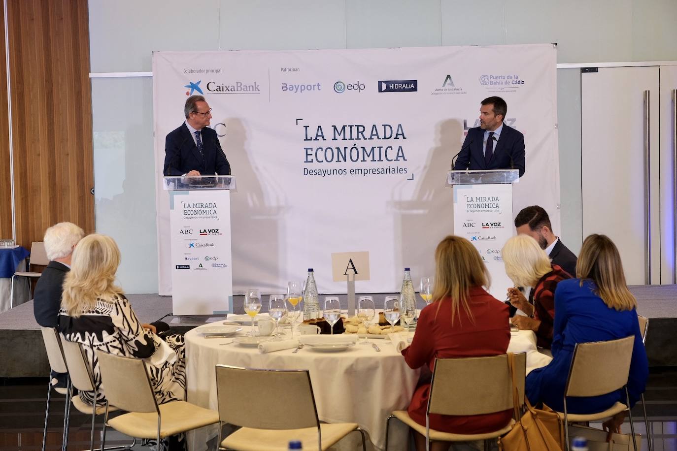 Fotos: Conferencia de Fernando Terry en &#039;La Mirada Económica&#039;