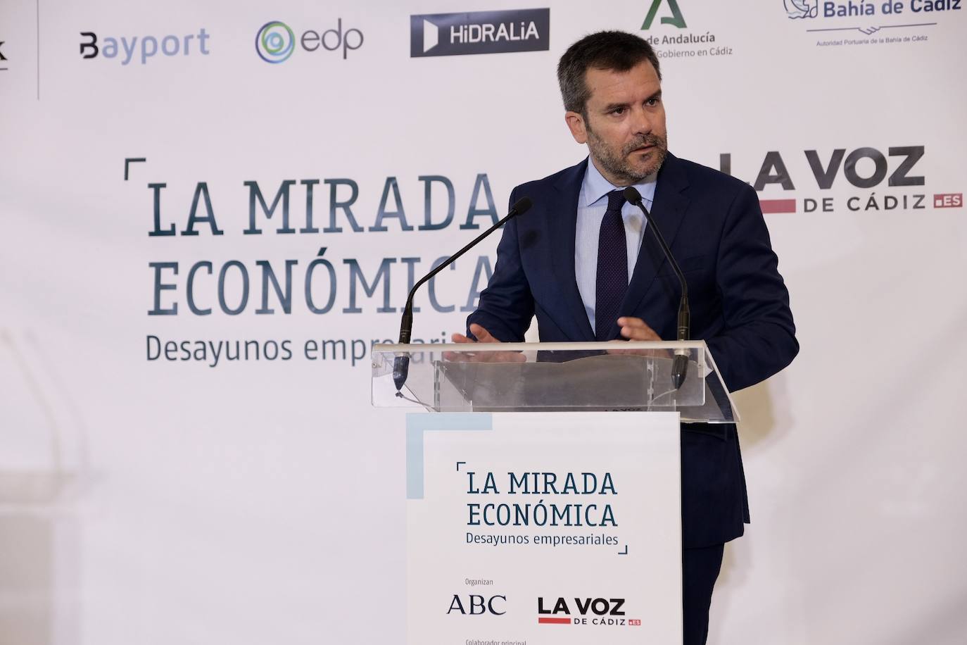 Fotos: Conferencia de Fernando Terry en &#039;La Mirada Económica&#039;