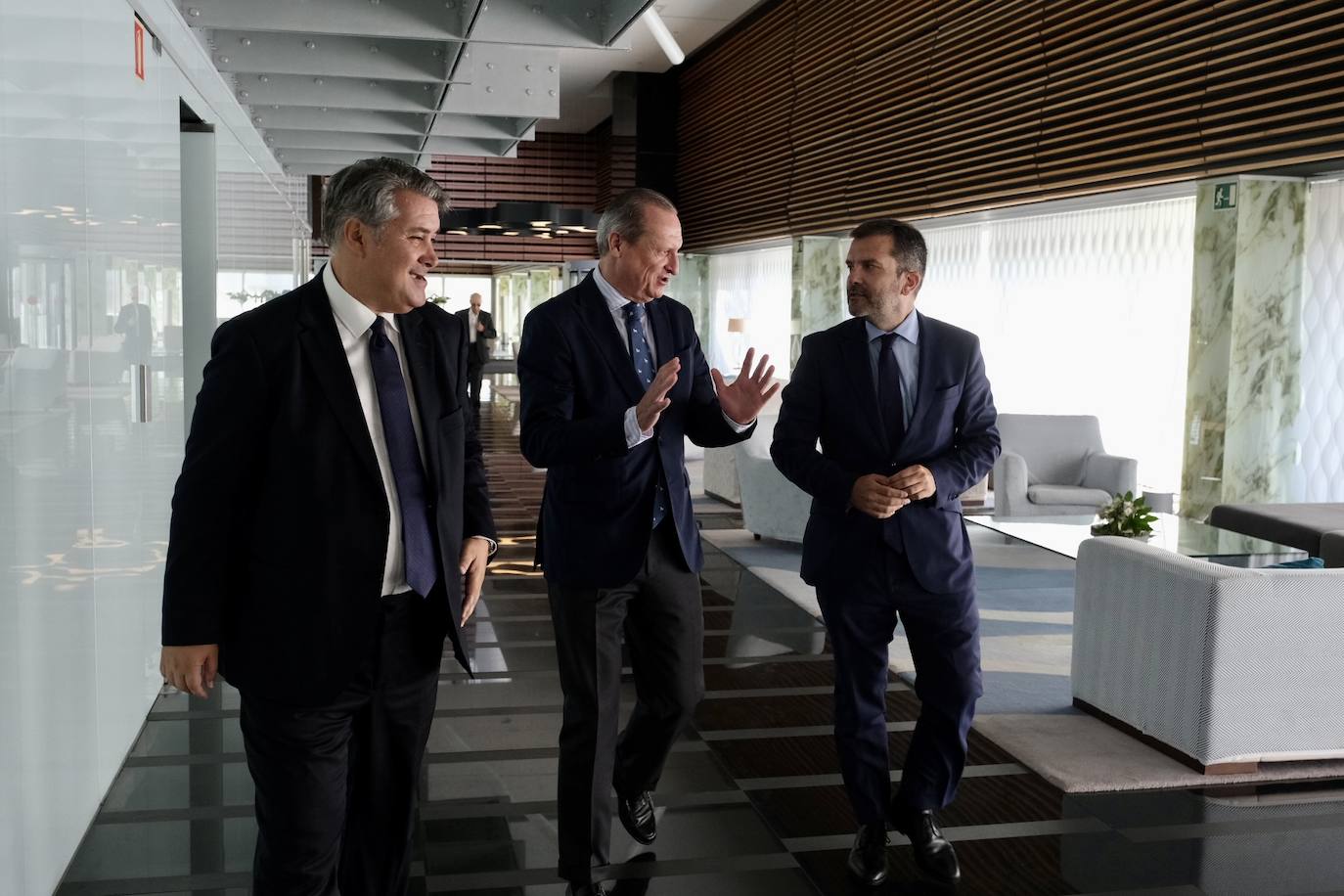 Fotos: Ambiente en la conferencia de Fernando Terry en &#039;La Mirada Económica&#039; de ABC y LA VOZ de Cádiz