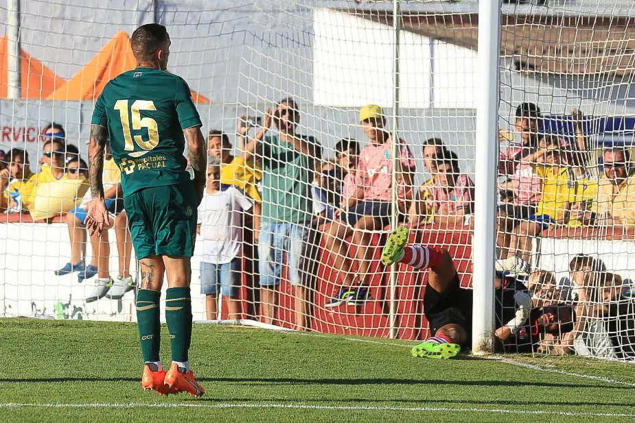 Fotos: El Cádiz golea al Chiclana (1-9)