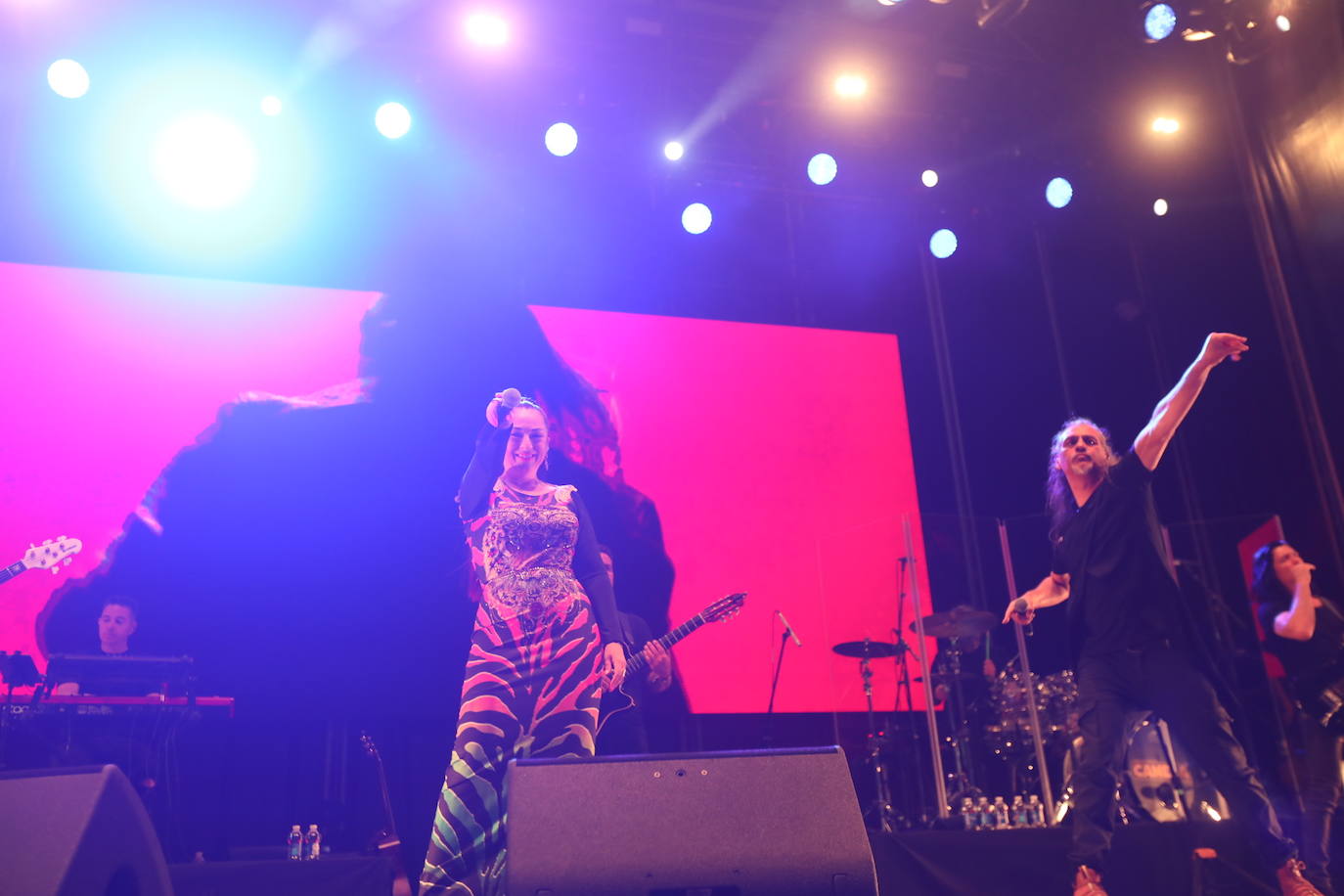 Fotos: La tecno rumba de Camela conquista el Concert Music Festival de Chiclana