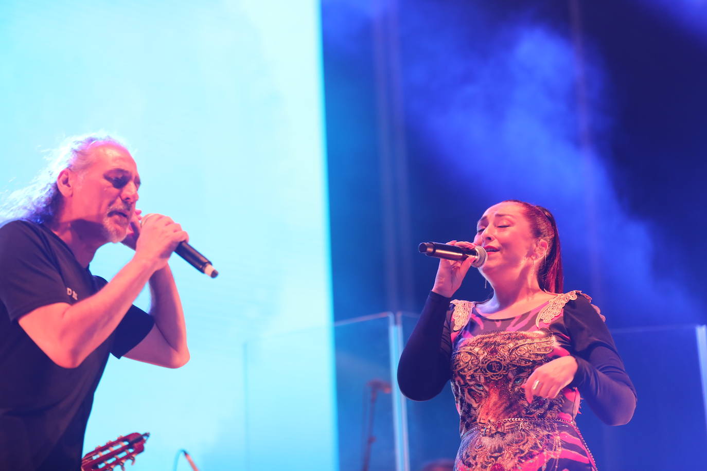 Fotos: La tecno rumba de Camela conquista el Concert Music Festival de Chiclana