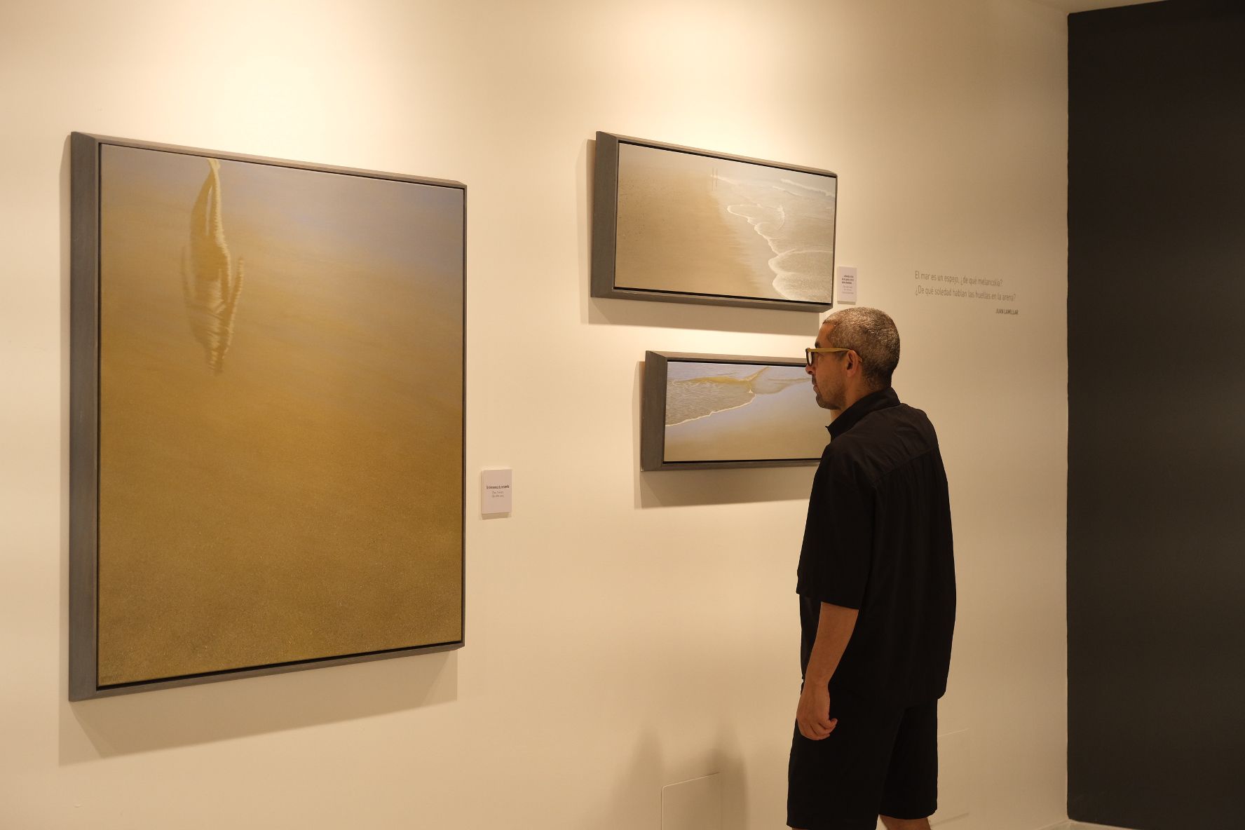 Carmen Bustamante presenta la muestra ‘El mar deshabitado’ en la Fundación Cajasol