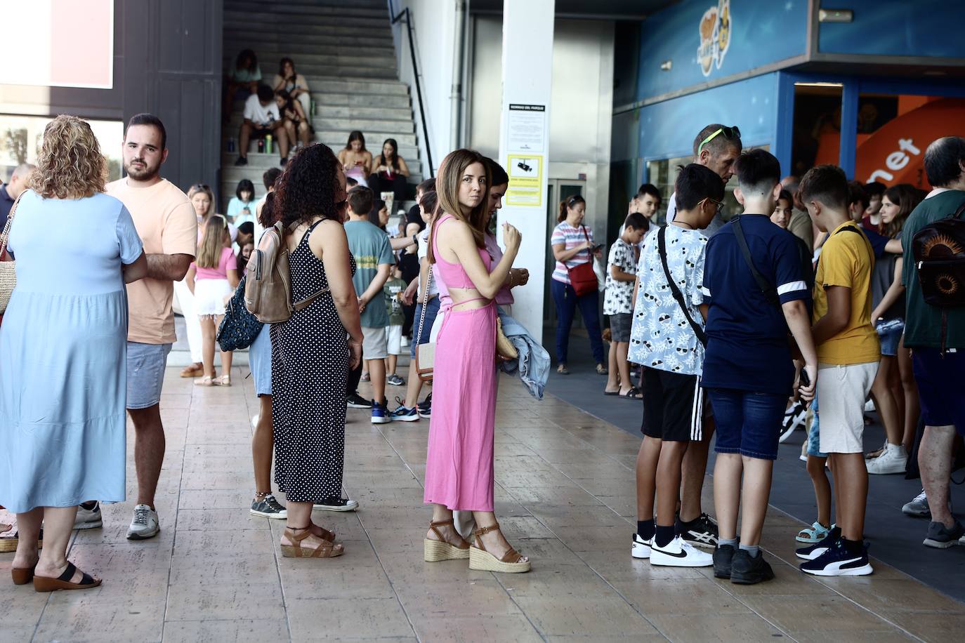 FOTOS: Barbie enamora al público y tiñe los cines de Cádiz de rosa