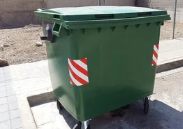 AxSí solicita una condena conjunta de los actos vandálicos contra el servicio de basuras de Barbate