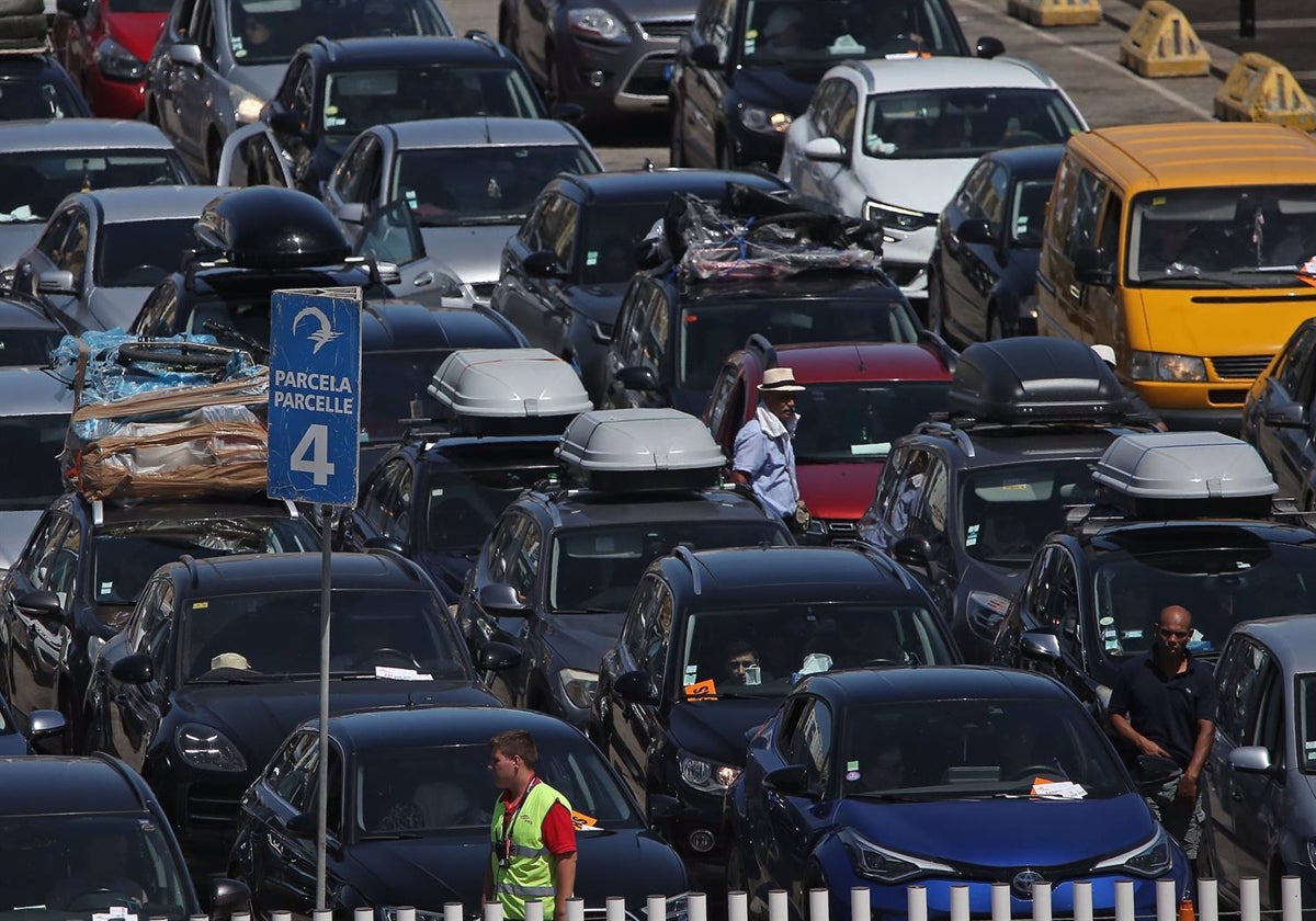 9.000 vehículos y 35.000 pasajeros embarcaron el sábado en Algeciras y Tarifa en el marco de la OPE