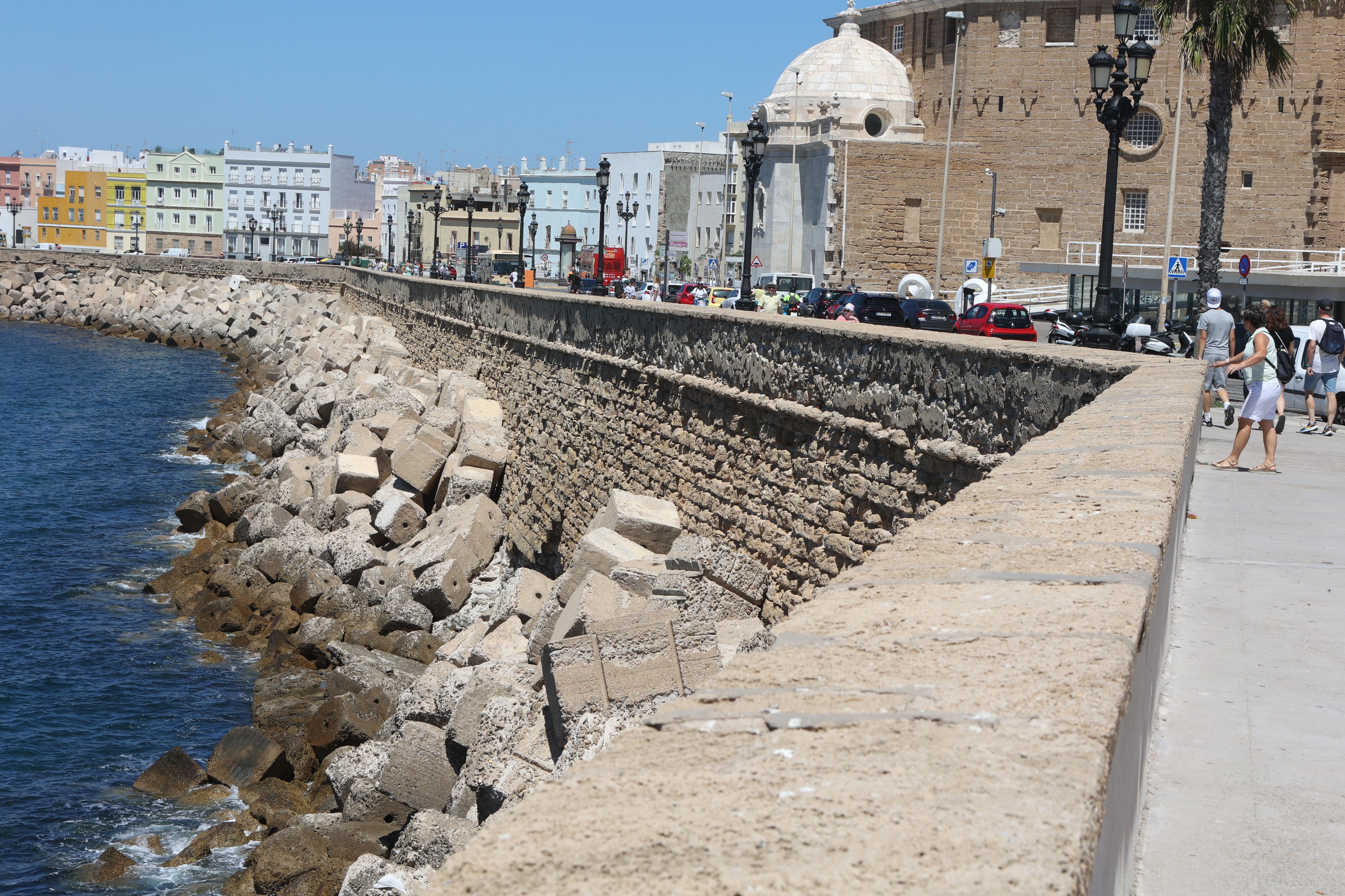 Fotos: El estado de las murallas de Cádiz