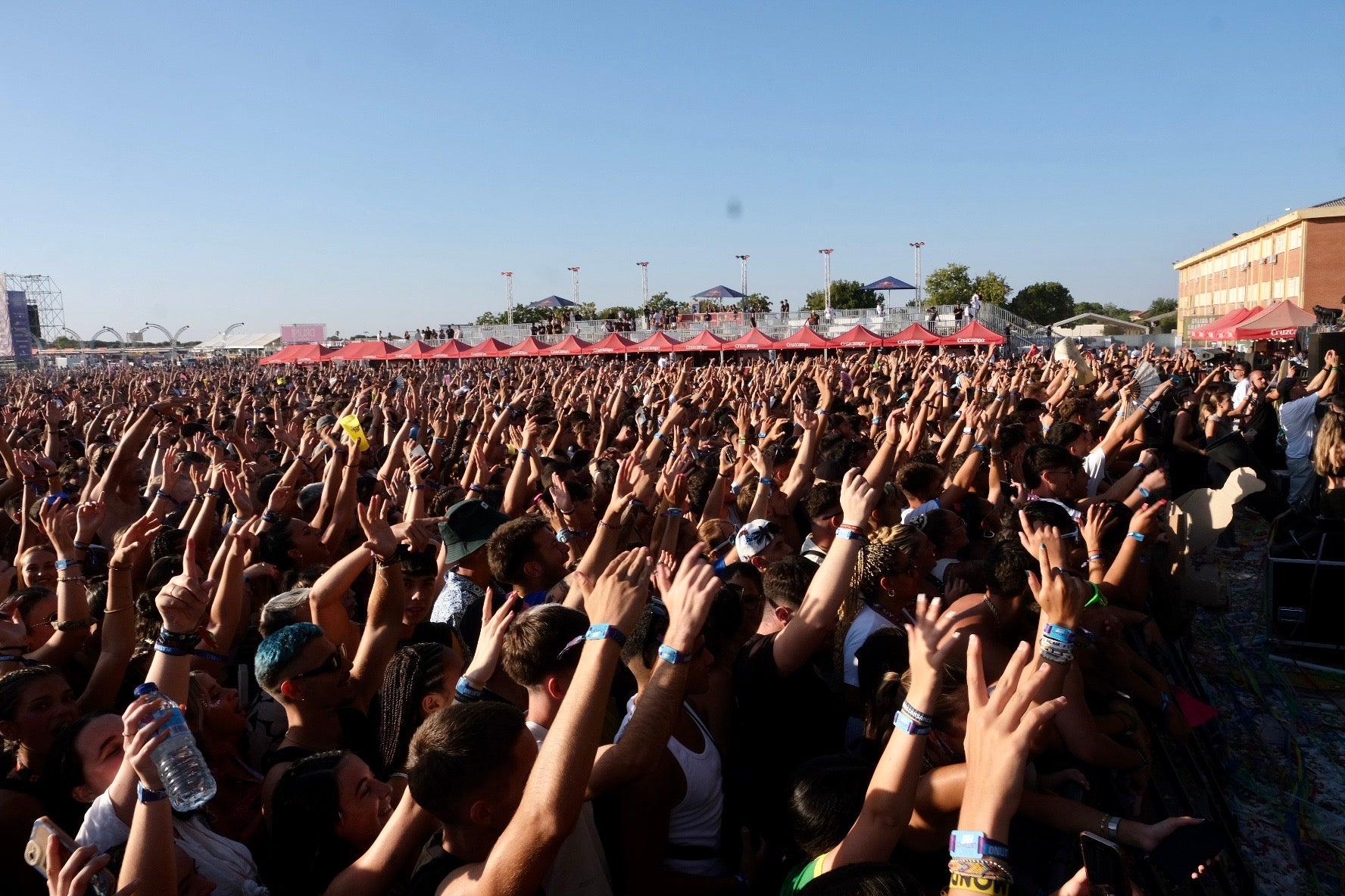 Puro Latino: El Puerto baila y se casa al ritmo de la fiebre latina