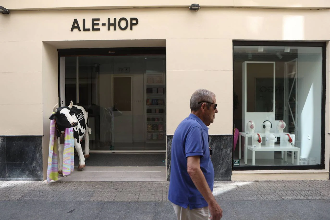 Apagón: Cádiz se queda sin luz durante más de una hora con perjuicios para la hostelería y los hogares
