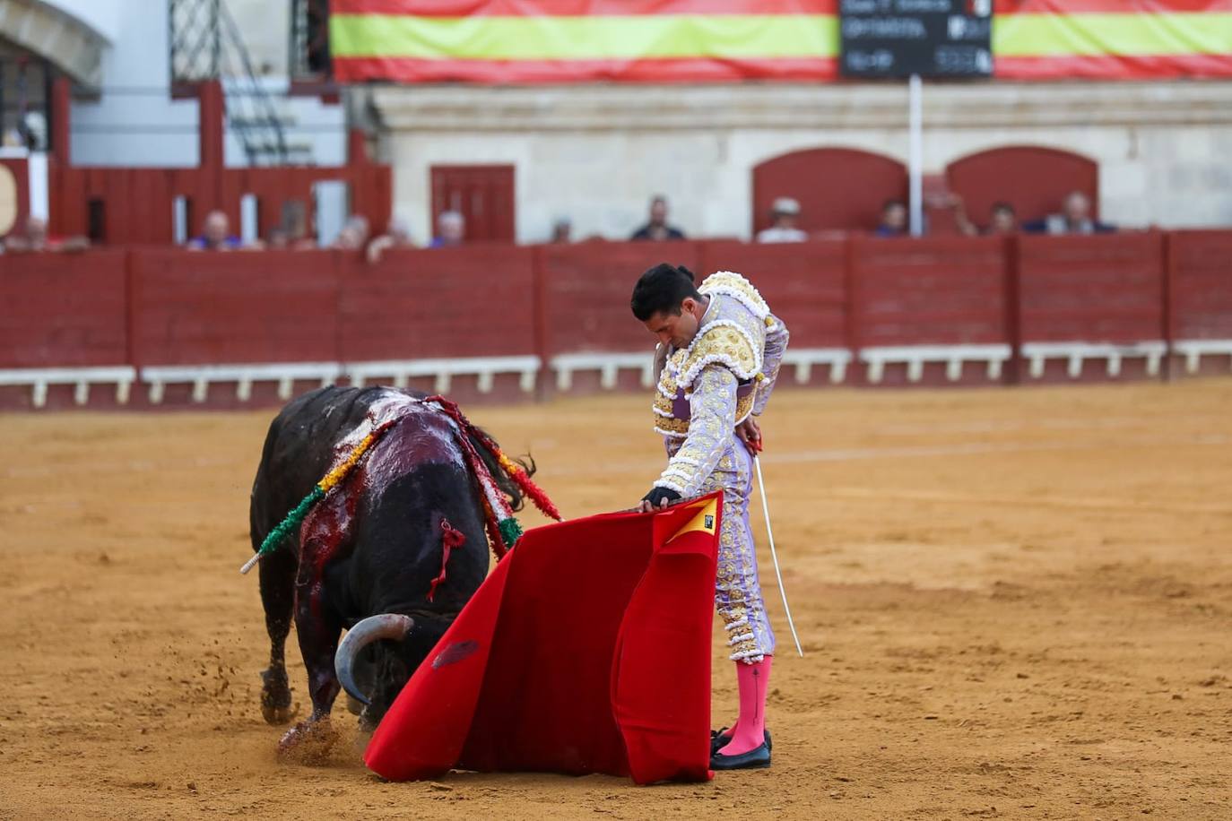 FOTOS: Morante, Talavante y Aguado en la plaza de toros de El Puerto