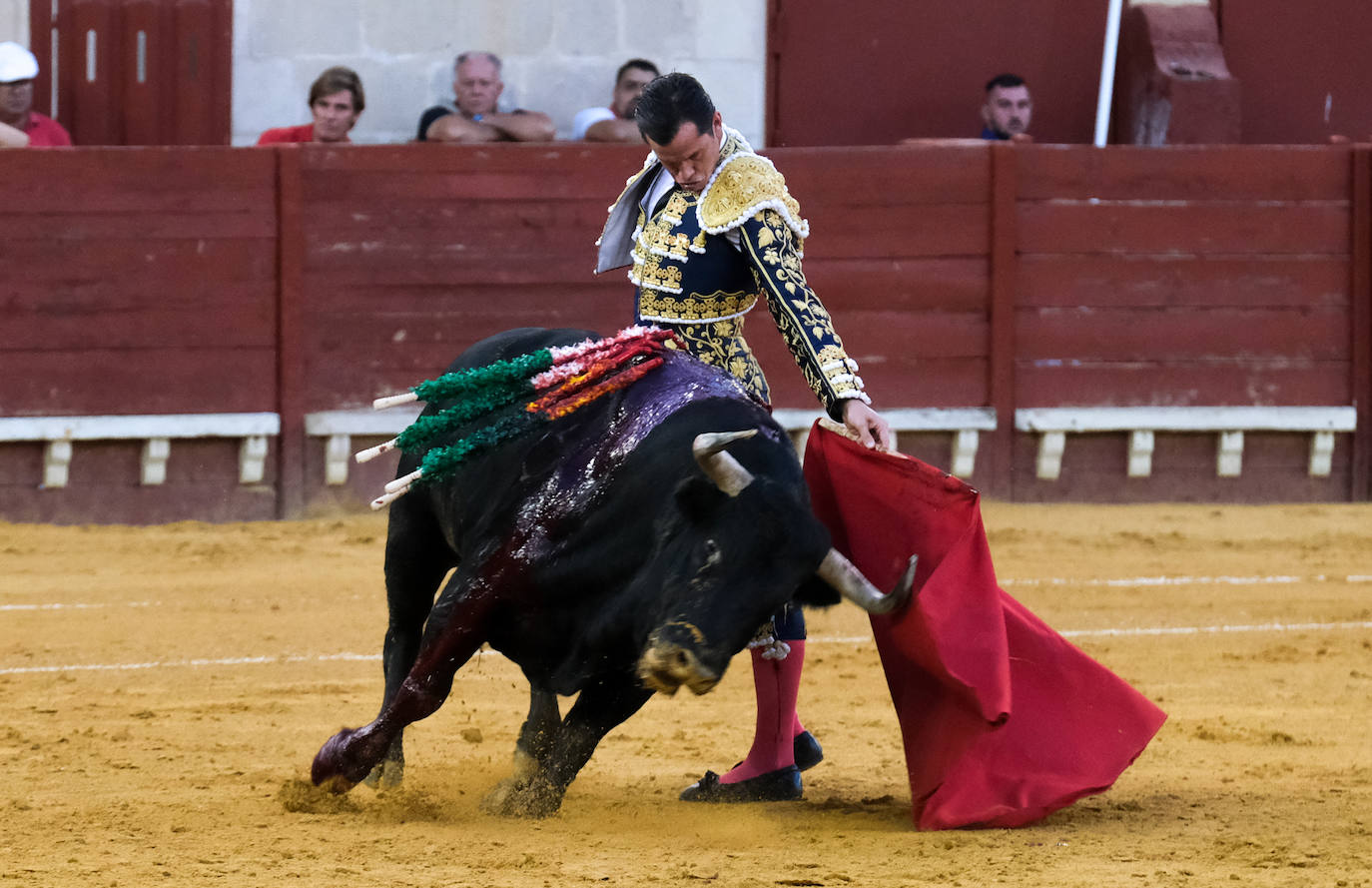 En imágenes: La cornada a Daniel Luque en El Puerto