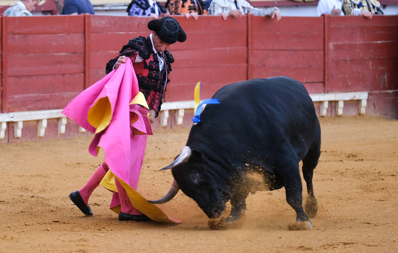En imágenes: La cornada a Daniel Luque en El Puerto