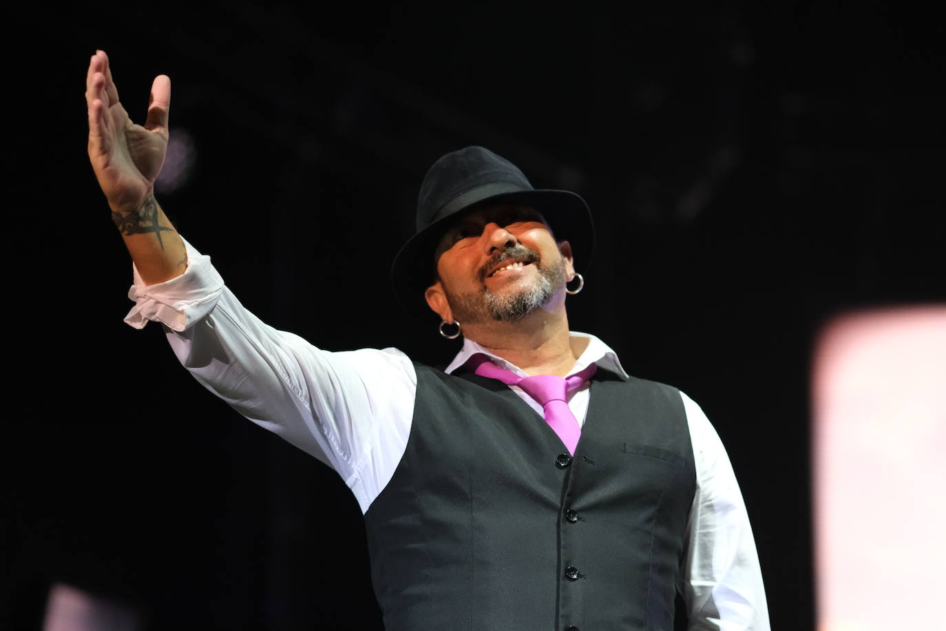 FOTOS: El Barrio derrocha amor a su tierra y emoción en Cabaret Festival de El Puerto