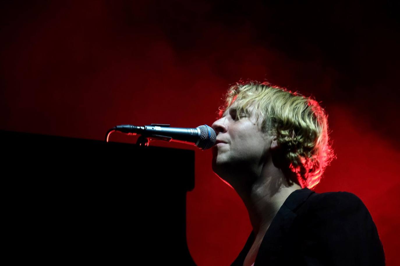 Fotos: El cantautor británico Tom Odell presenta su último disco en Concert Music Festival