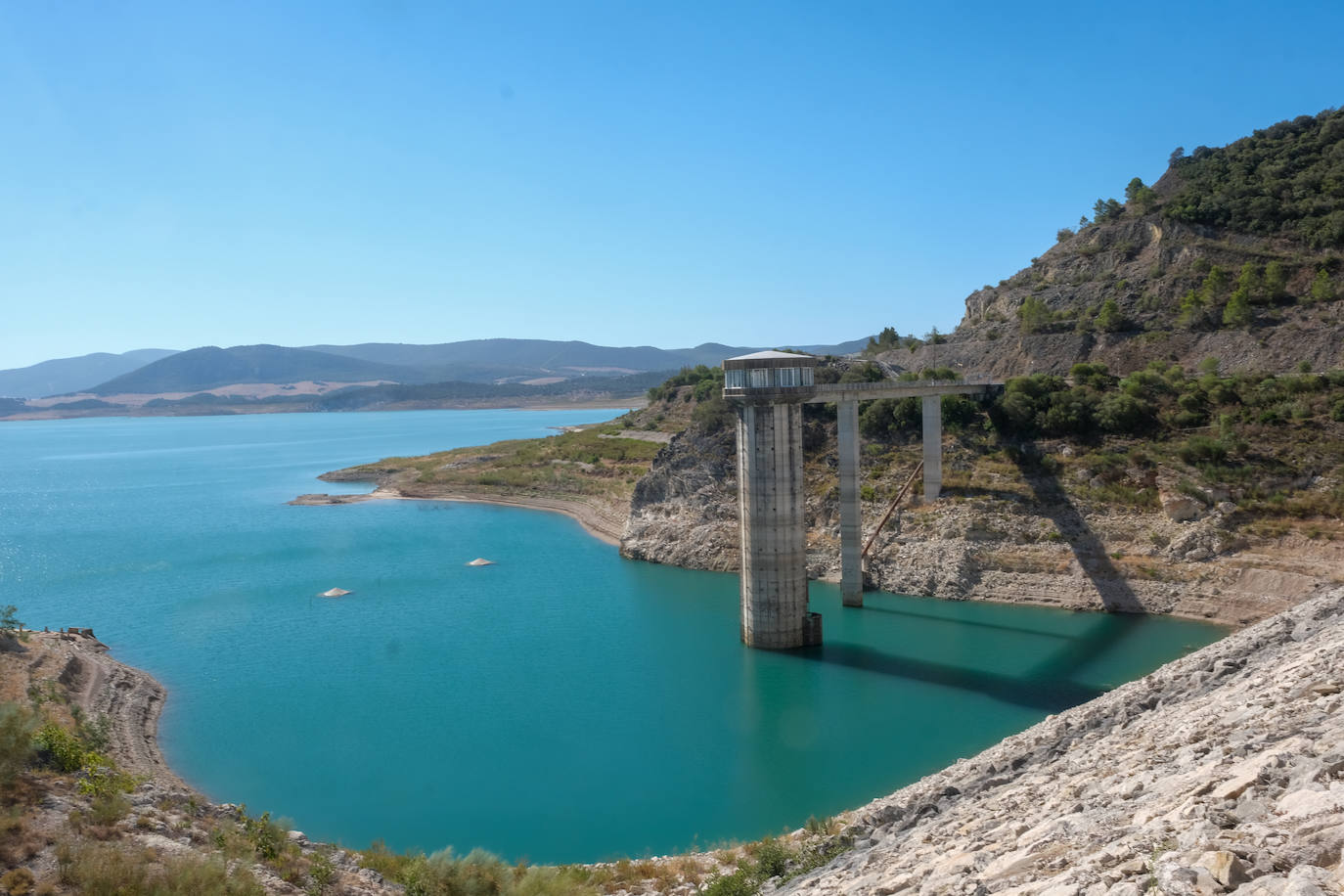 Fotos: El alarmante estado del embalse de Guadalcacín