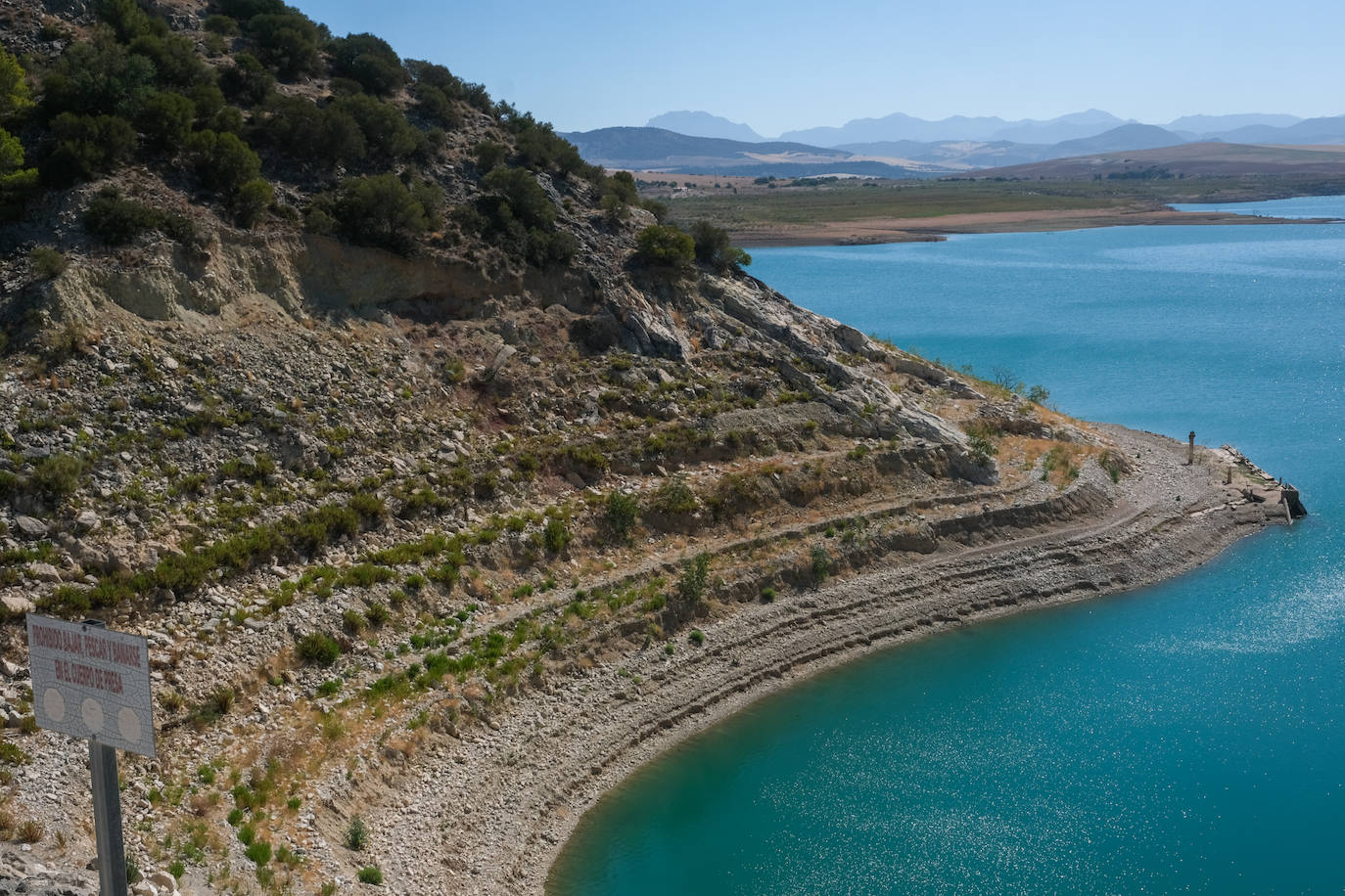 Fotos: El alarmante estado del embalse de Guadalcacín