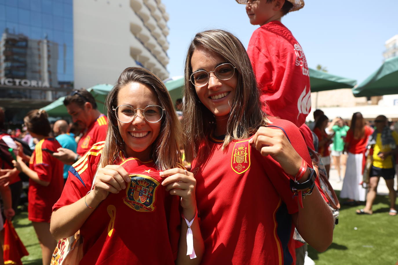 Fotos: Cádiz apoya a la Selección femenina en la &#039;Fan Zone&#039;