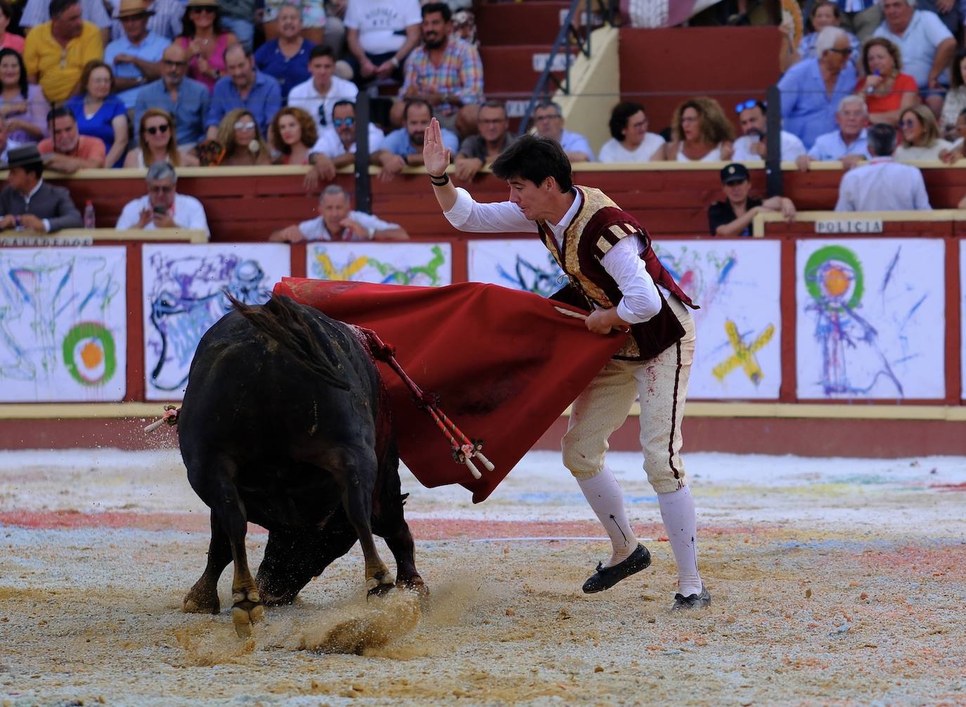Corrida magallánica con los miuras en Sanlúcar: un toro indultado y una gran tarde