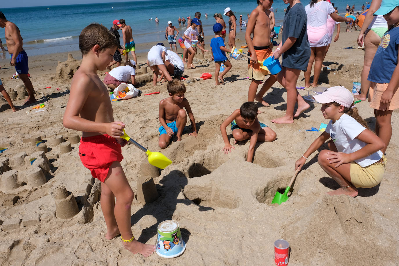 Fotos: el concurso de castillos de arena en la playa de Cádiz