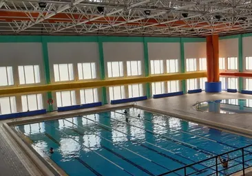 El Ayuntamiento dice que ahorrará 460.000 litros de agua al mantener abiertas las piscinas de Ciudad de Cádiz