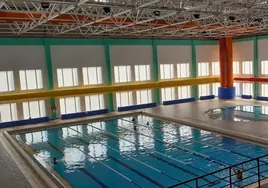 El Ayuntamiento dice que ahorrará 460.000 litros de agua al mantener abiertas las piscinas de Ciudad de Cádiz
