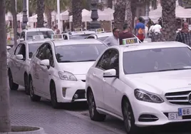 El Taxi en Cádiz subirá sus precios una década después