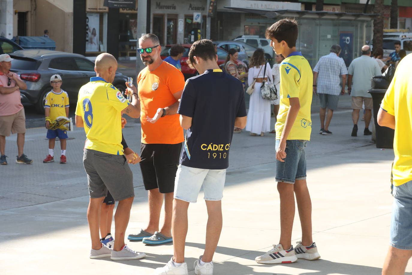 Fotos: Búscate en la previa del partido Cádiz - Villarreal