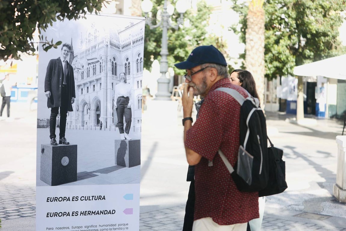 Fotos: Europa se empieza sentir en Cádiz con la exposición &#039;Qué es Europa para ti&#039;