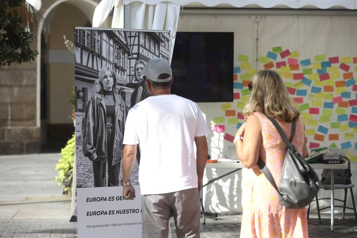 Fotos: Europa se empieza sentir en Cádiz con la exposición &#039;Qué es Europa para ti&#039;