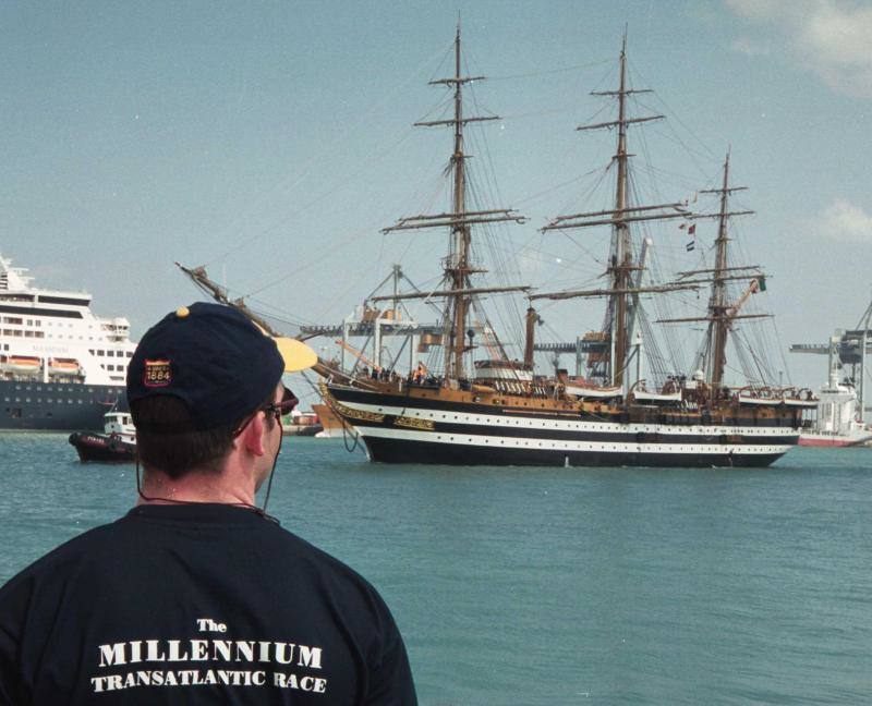 Fotos: Así fue la Gran Regata de 2000 en Cádiz