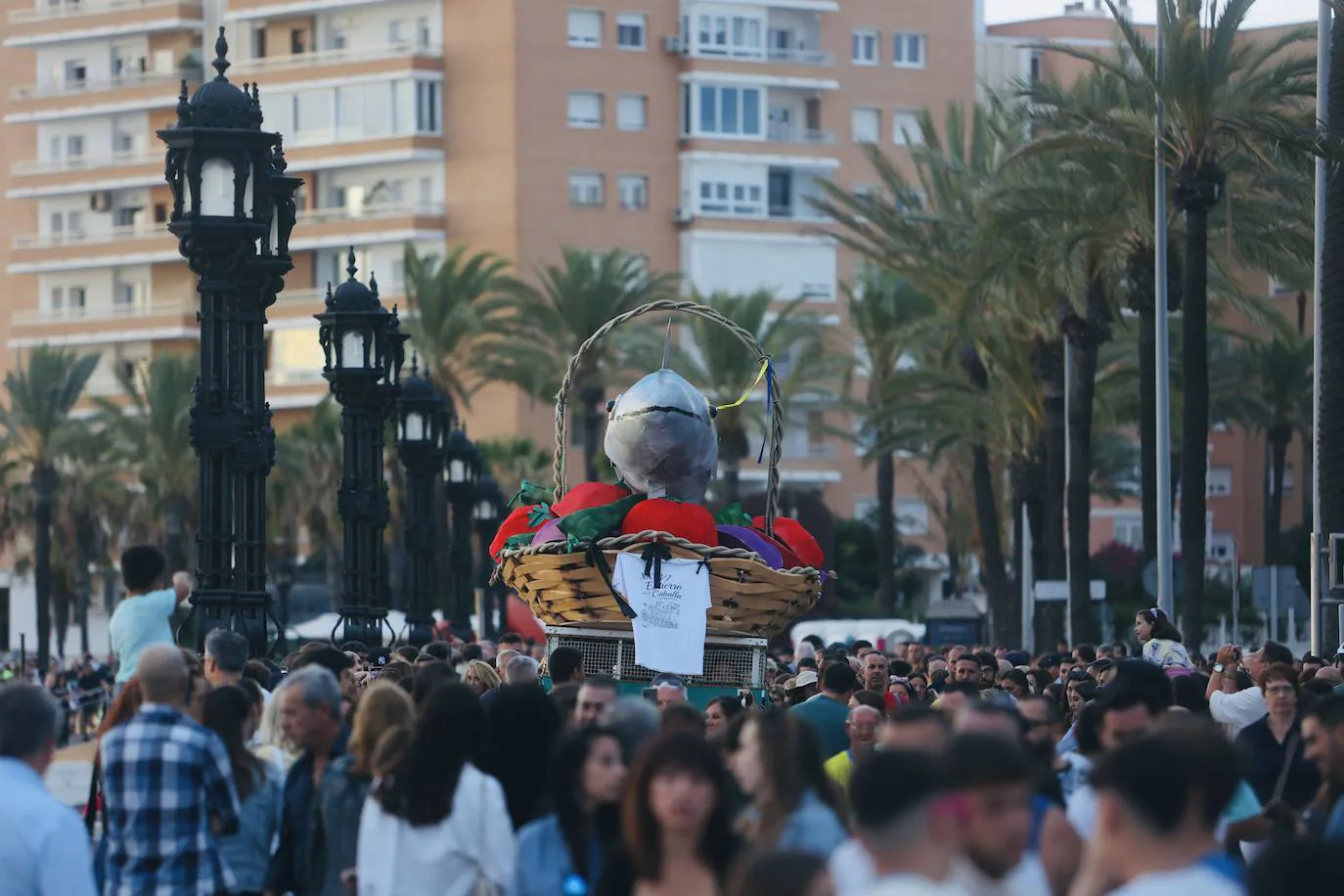 Fotos: El Entierro de la Caballa más triste en Cádiz