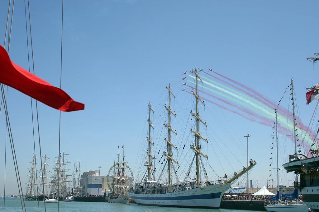 Imagen de archivo de la Gran Regata de 2006 en Cádiz