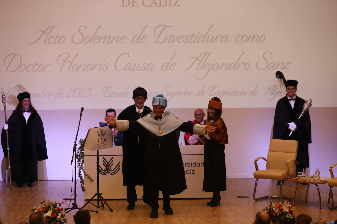 Fotos: Alejandro Sanz es investido doctor Honoris Causa de la Universidad de Cádiz