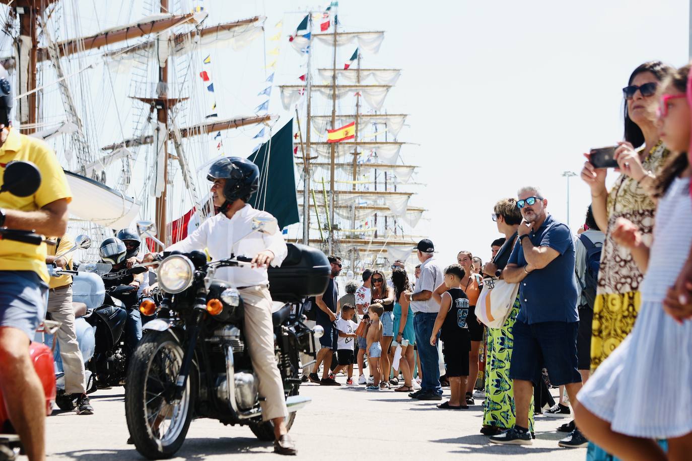 Fotos: La Gran Regata de Cádiz vive un sábado grande antes de la despedida a los veleros