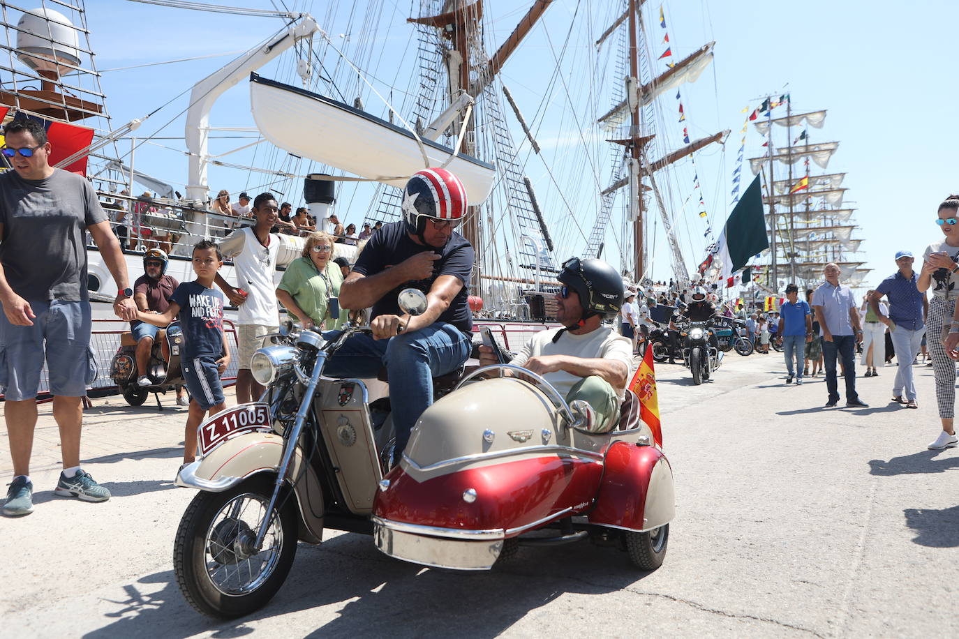 Fotos: La Gran Regata de Cádiz vive un sábado grande antes de la despedida a los veleros