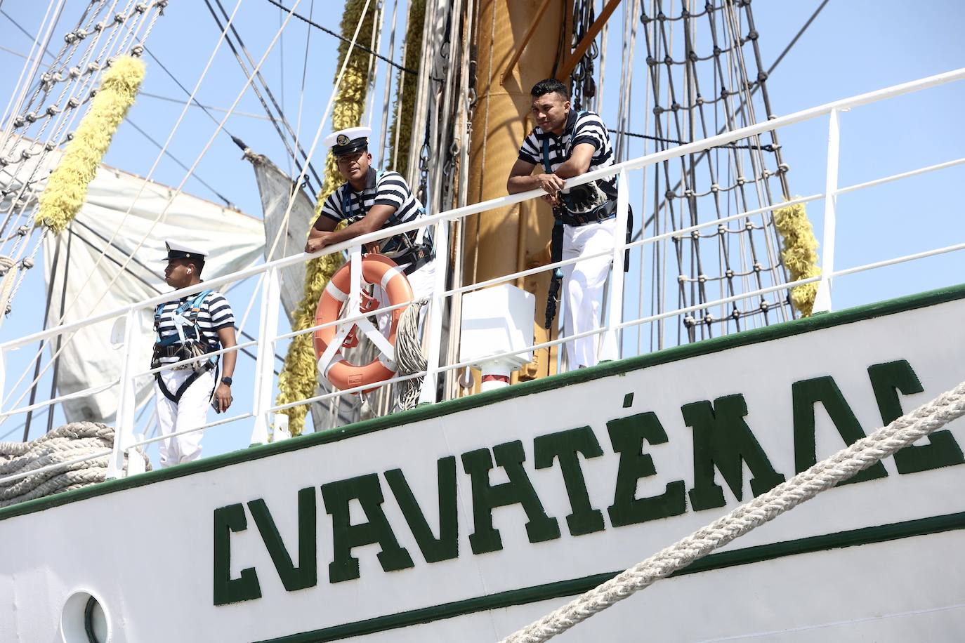 Las imágenes de la Parada Naval y despedida de la Gran Regata de Cádiz 2023