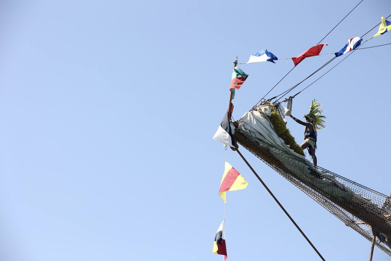 Las imágenes de la Parada Naval y despedida de la Gran Regata de Cádiz 2023