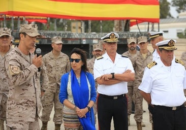 Fotos: Visita de Margarita Robles al Real Observatorio y al 'Tercio de la Armada' de San Fernando