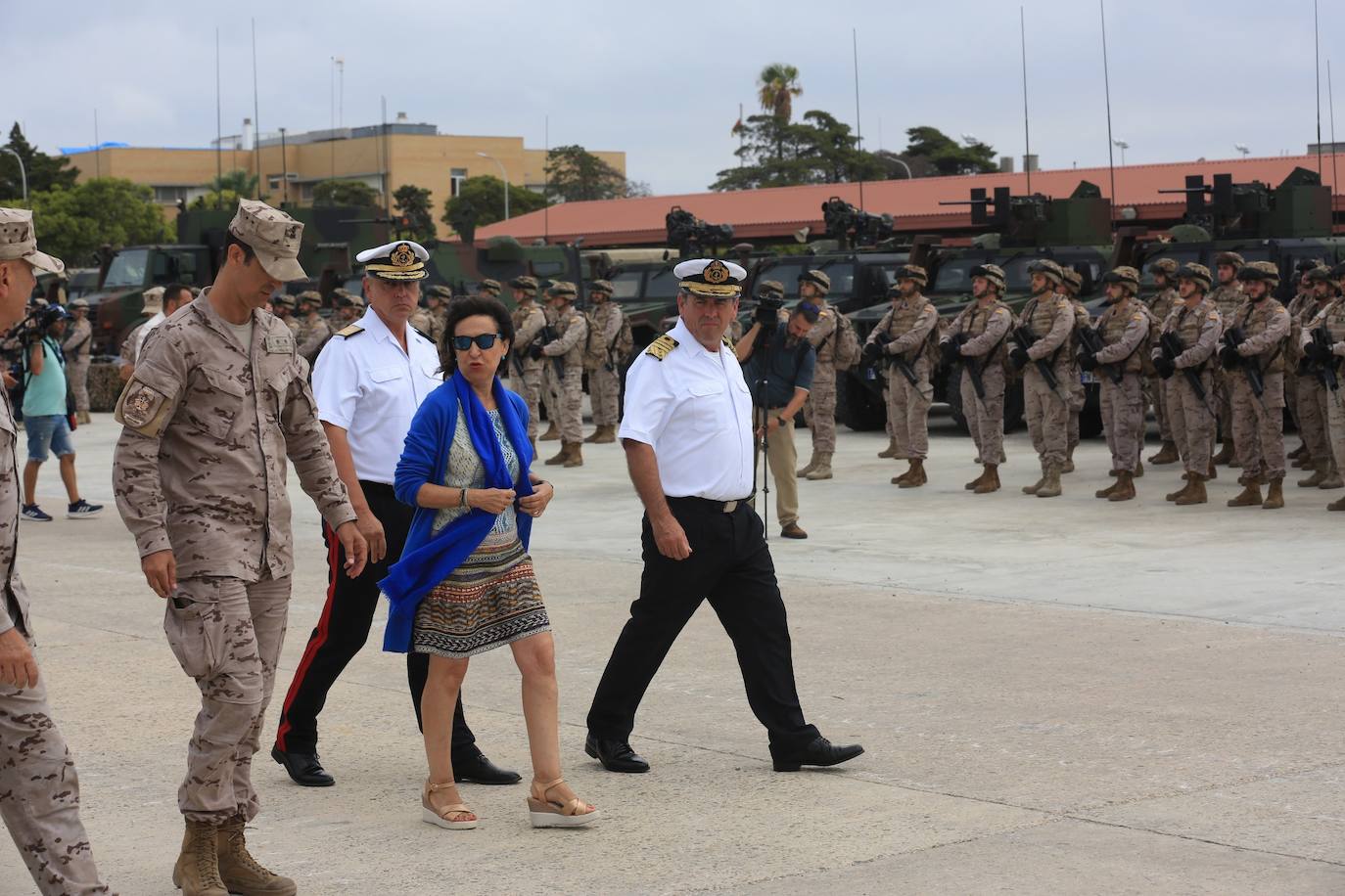 Fotos: Visita de Margarita Robles al Real Observatorio y al &#039;Tercio de la Armada&#039; de San Fernando