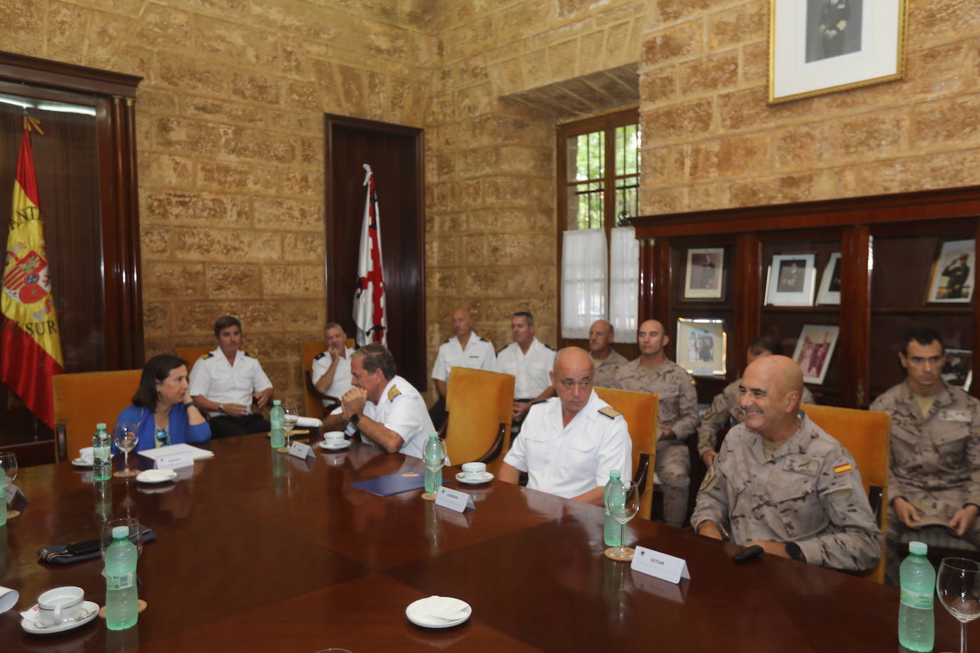 Fotos: Visita de Margarita Robles al Real Observatorio y al &#039;Tercio de la Armada&#039; de San Fernando