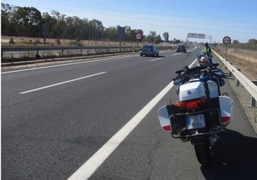 Detenido por homicidio imprudente el conductor ebrio del coche en el que murió una mujer tras un accidente en Tarifa