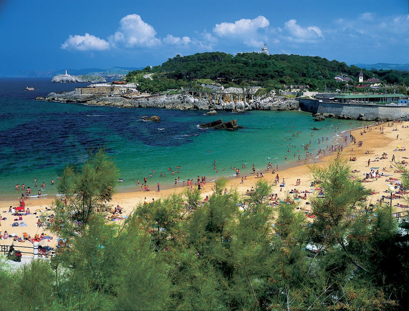 Santander es uno de los destinos a los que se puede viajar desde Cádiz