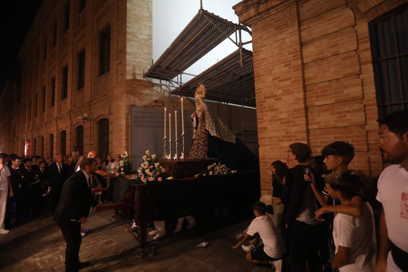Fotos: Así ha sido la primera procesión civil de Cádiz