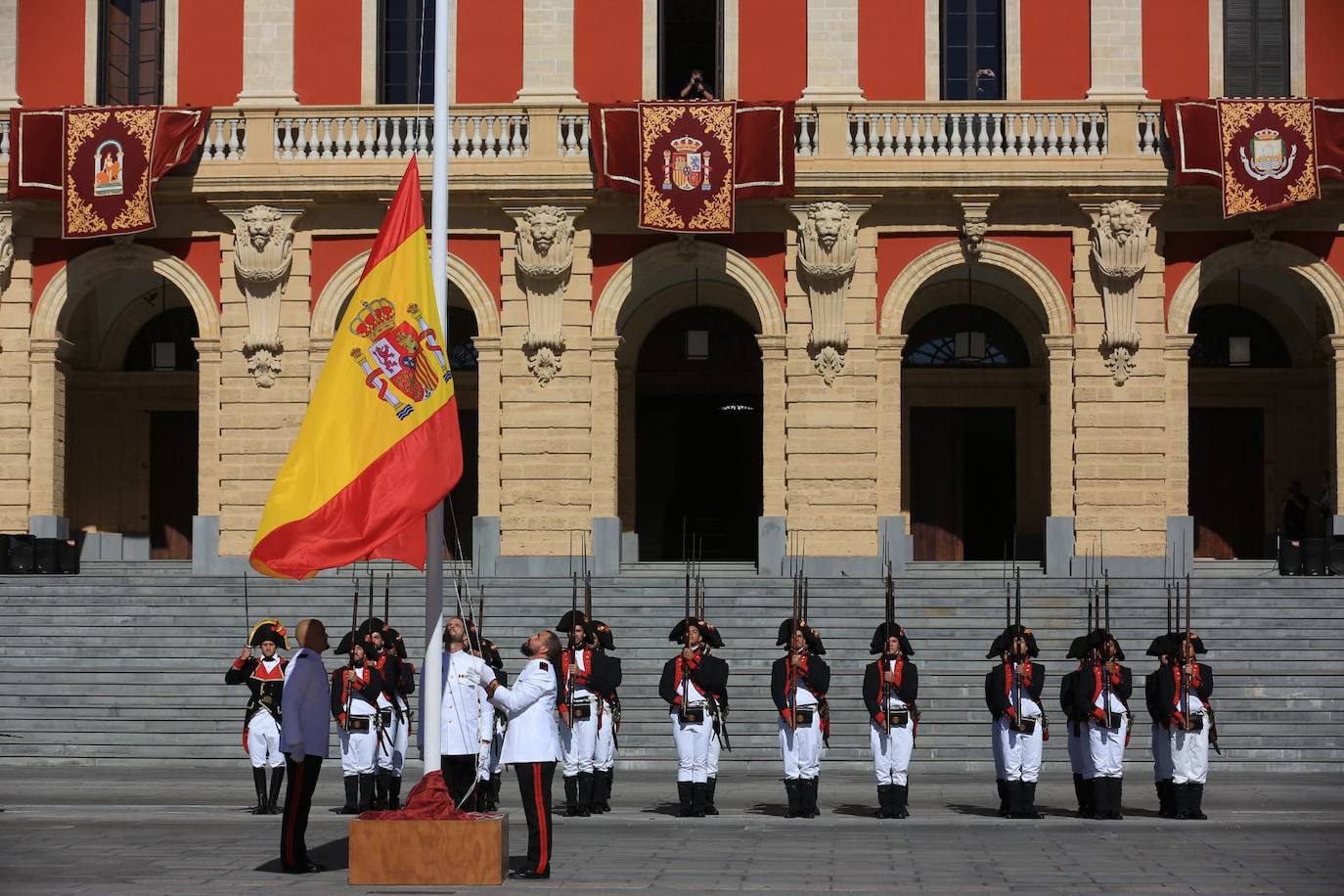 Fotos: La llama de libertad y democracia prende en La Isla