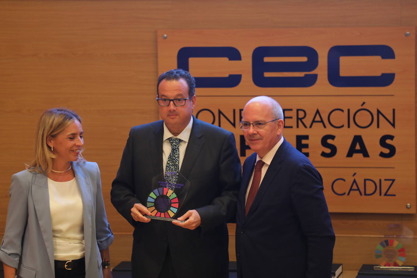 Fotos: La CEC permia a 18 empresas gaditanas por su compromiso con los Objetivos de Desarrollo Sostenible